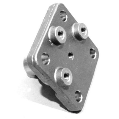 Górny Czop zwrotnicy przedniej osi valtra n101 n111 n121