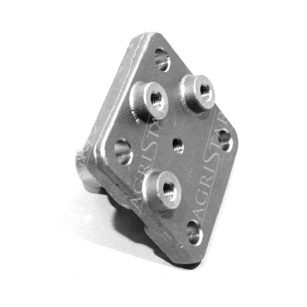 Górny Czop zwrotnicy przedniej osi valtra n101 n111 n121