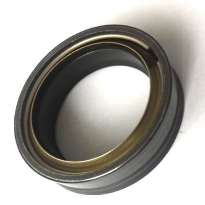 Uszczelniacz do siłowina skrętu John Deere 2040 2140 3040 3140 new holland tw25 AL38088 0501307725 83934033