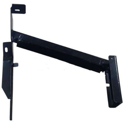 AKK7139 Wspornik tylnego błotnika John Deere