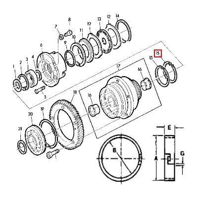 R33167 Pierścień kosza przyśpieszacza John Deere 2130 2240 2140 1840 3040 6220 6630 6930