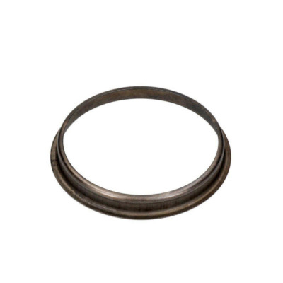 SCY4076 Pierścień łożyska John Deere
Ciągniki:4055, 4450, 4250,
Kombajny:2066,2064 ,2058, 2056
Sieczkarnie:6950 ,6850 ,6810