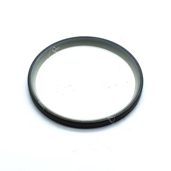 Uszczelniacz wałka podnośnika John Deere
7600 7700 7800
7610 7710 7810 R117817