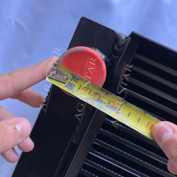 Manitou 243030 Motorwasserkühler