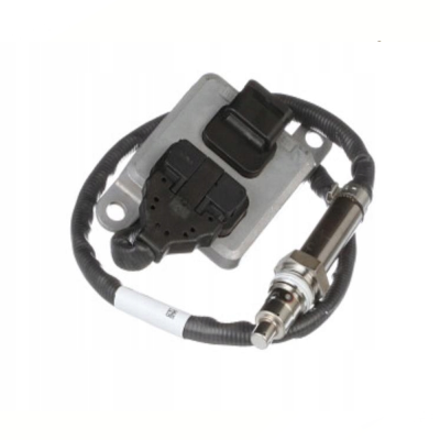 Czujnik sensor NOX 84422747 47688088 New Holland T9 T9.700 TS6 T7 T7.165 T6 CX8.80 FR650 FR780 Case PUMA QUADTRAC MAXXUM 5140