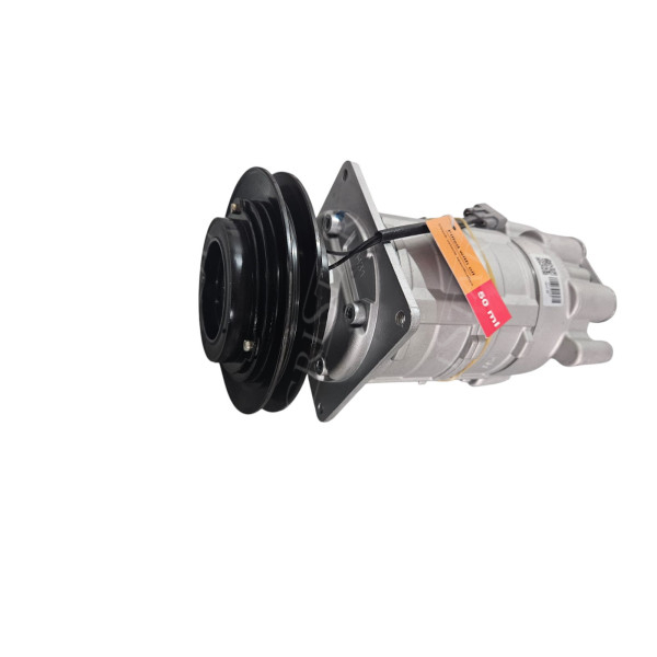 Kompresor klimatyzacji John Deere:
955, 965, 968, 975, 985, 1075 1085H AR92109 SE5011456 SE501456 SE501457