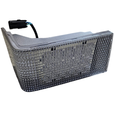 ELE1017zam Rechte Frontleuchte Case Magnum 91972C1, 91972C2