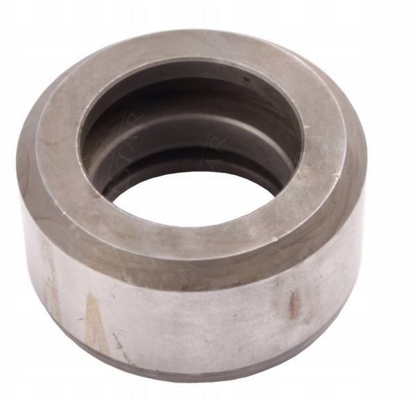 Tulejka wałka dolnego ramion podnośnika John Deere 1850 2250, 2350, 2450, 2550, 2650 2850, 2950,  3150, 3350, 3650