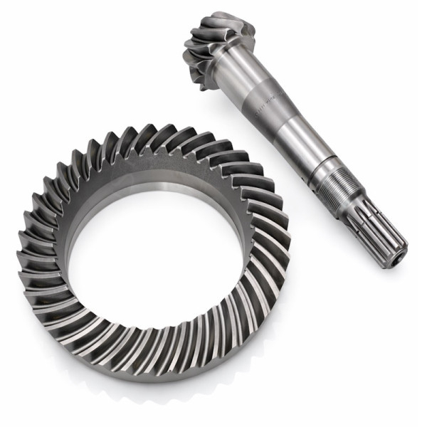 Wałek atakujący z kołem talerzowym Case JX60, JX70, JX75, JX80, JX85, JX90,   JX95 New Holland TD5030, TD5040, TD5050 TL