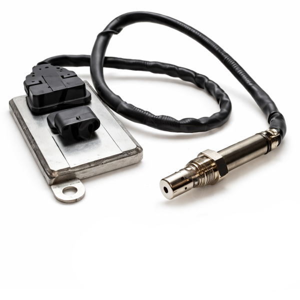 Czujnik, sensor NOX AdBlue Case
OPTUM CVX Puma STEYR CVT New Holland
T7 LM TS 84422750 5WK96779A