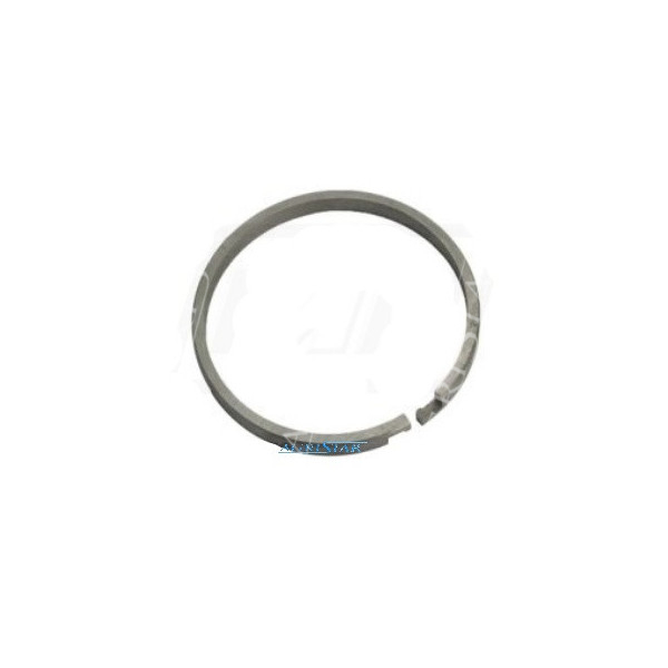 Pierścień zabezpieczający wałka R39283 John Deere 6800 6830 6900 6930 7430 7600 7710 7730 7530 7430 7810 7830 7920 7930