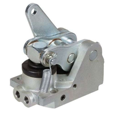 Cylinderek hamulcowy Case
CVX 1135 1155 1190 150 195
New Holland
T7510  T7550
TVT135 TVT195
Steyr
CVT