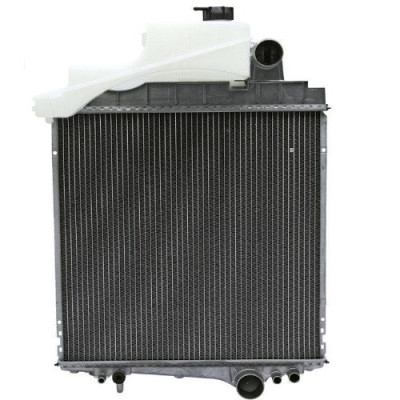 Chłodnica wody John,Deere Behr 6515, 6715 6520 6620 6820, 6920 7425, 7525 7220, 7320, 7420, 7520